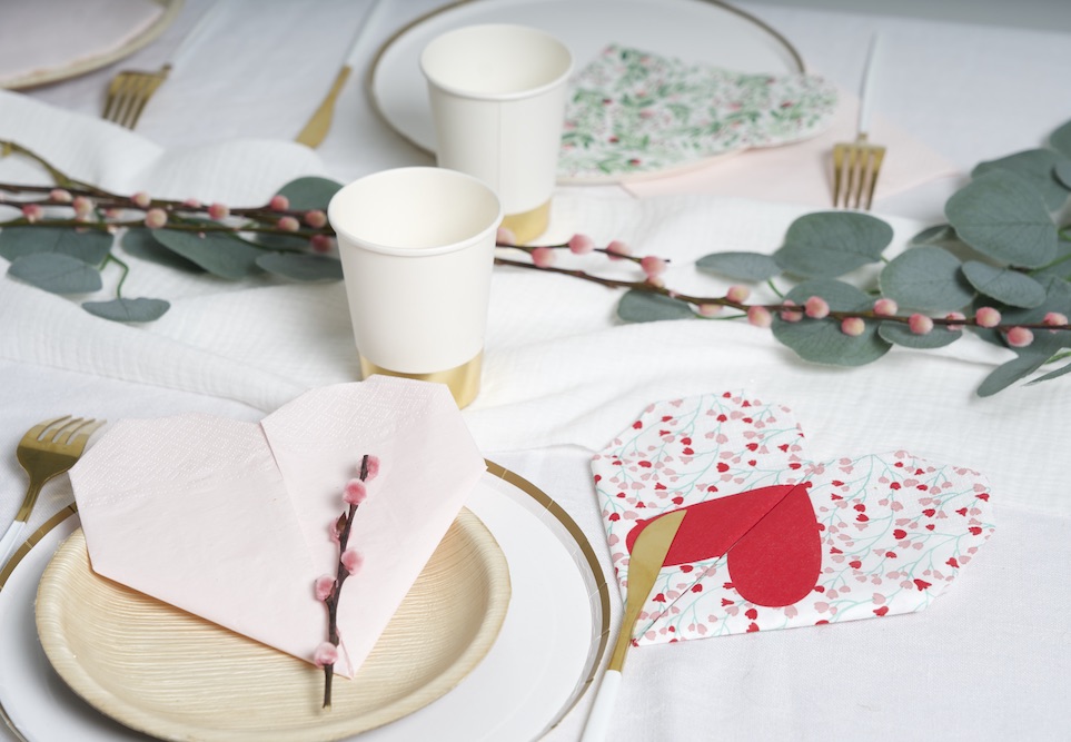TUTO PLIAGE SERVIETTE COEUR