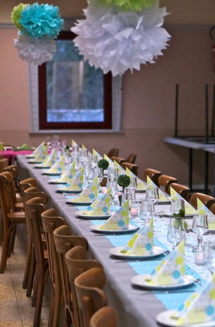 suspension pompon communion