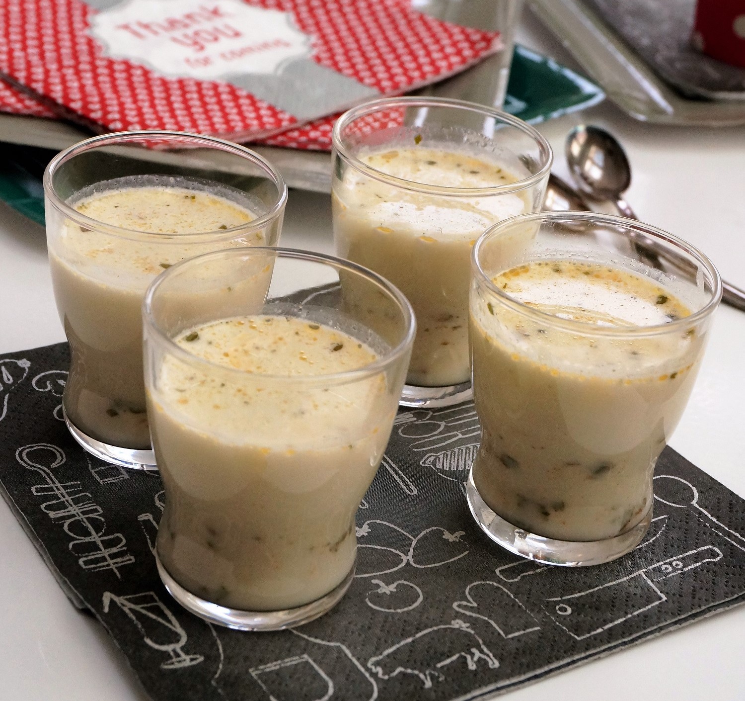 RECETTE : SOUPE ÉPICÉE AU LAIT DE COCO ET AU POULET