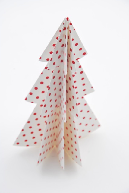 Sapin en papier rigide 