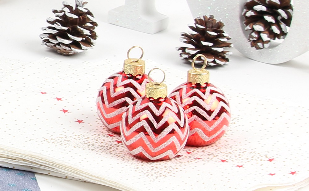 boule-porte-nom-rouge