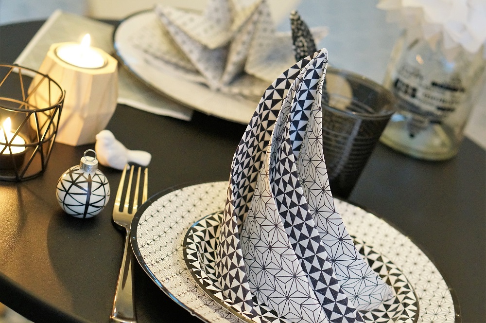 graphic cocooning