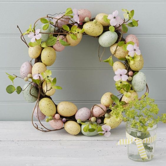 couronne de Pâques oeufs pastel