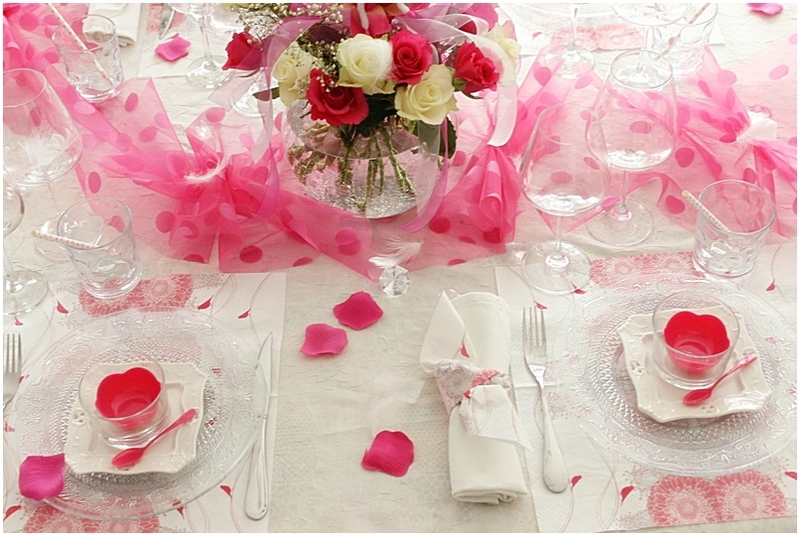 Table roses froufroutantes Nicole Passions