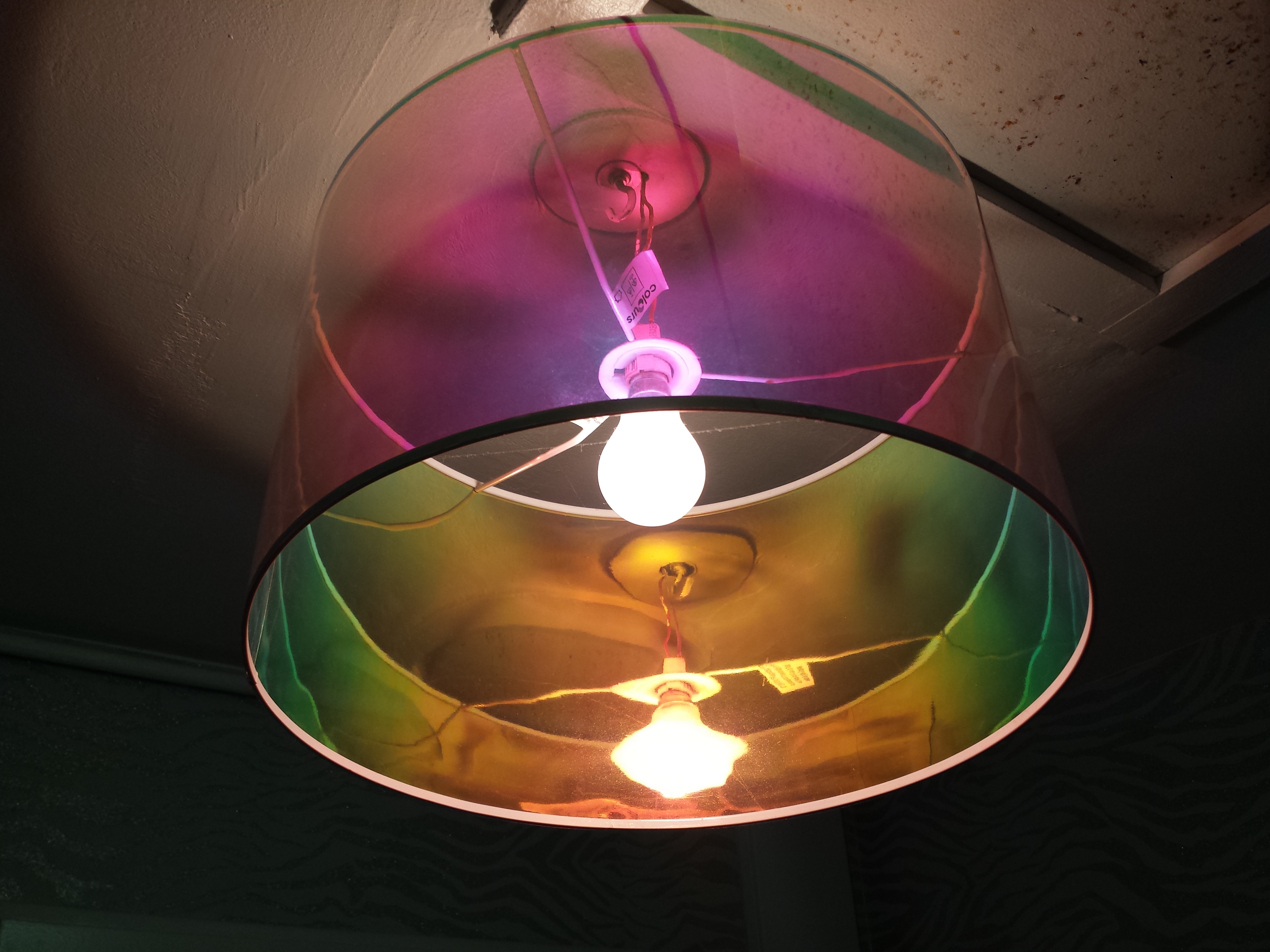Abat-jour holographique