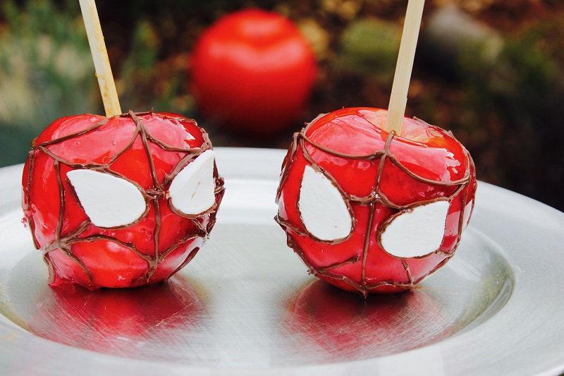 pommes d'amour spiderman