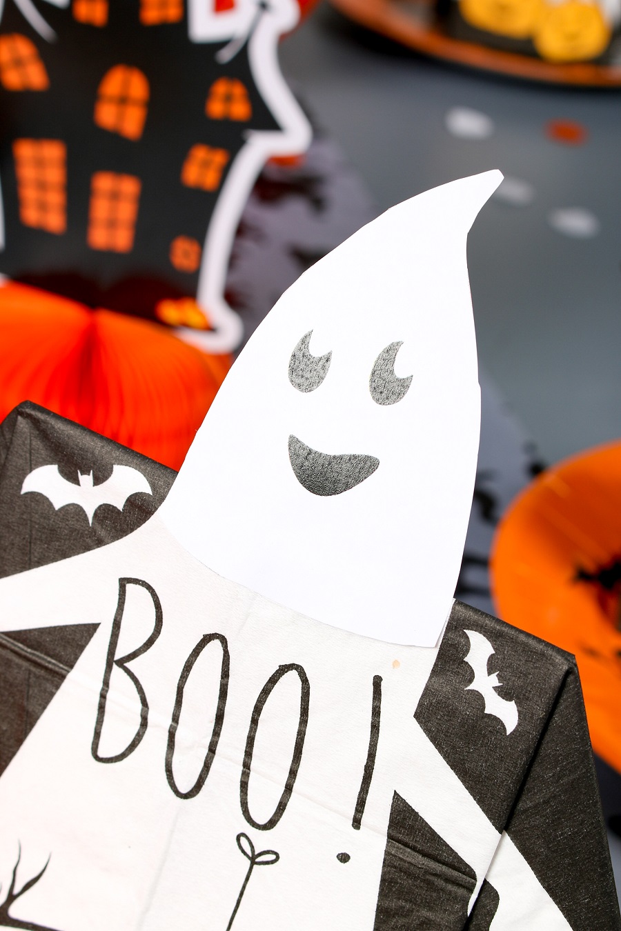 serviette prepliée halloween tête de fantôme à télécharger