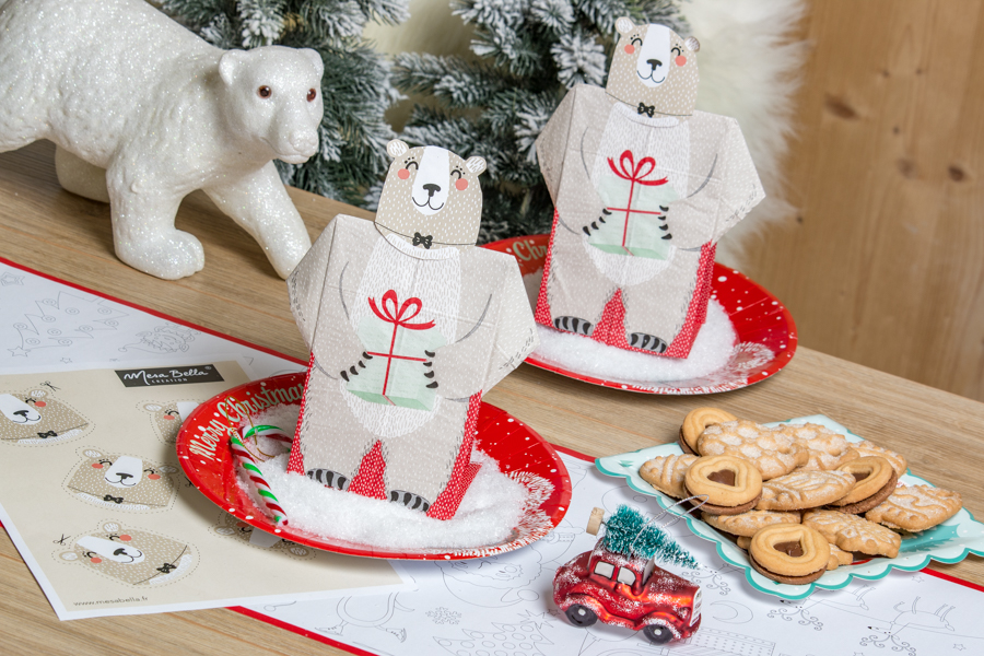 table de noel avec serviette en papier 3D Ours cadeau