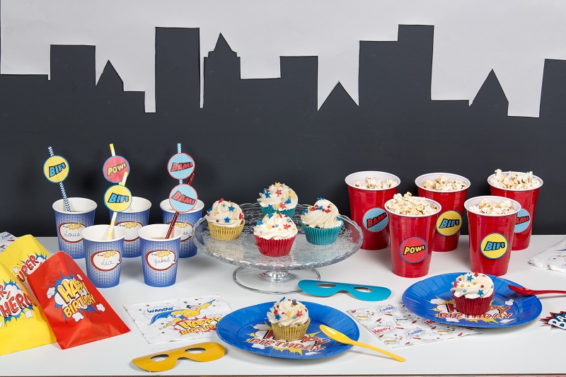 TABLE D'ANNIVERSAIRE SUPER-HEROS - Mesa Bella Blog