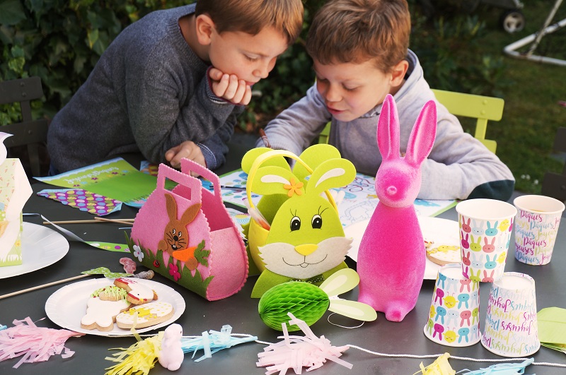 Table de Pâques pour enfants