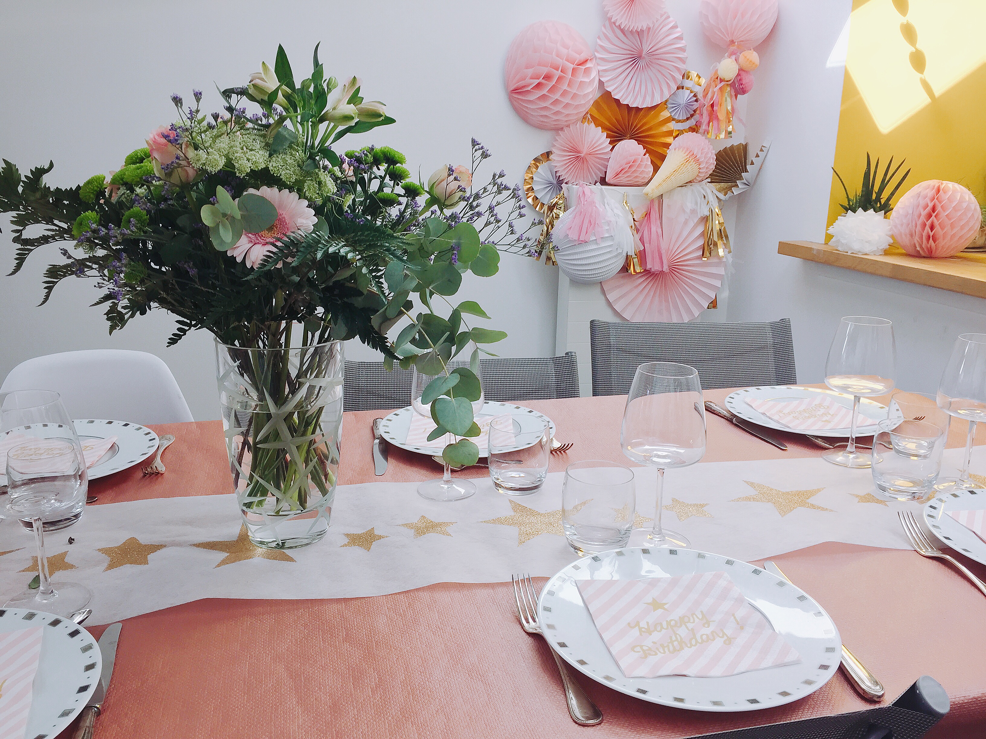 Serviette en papier pour décoration de table d'anniversaire