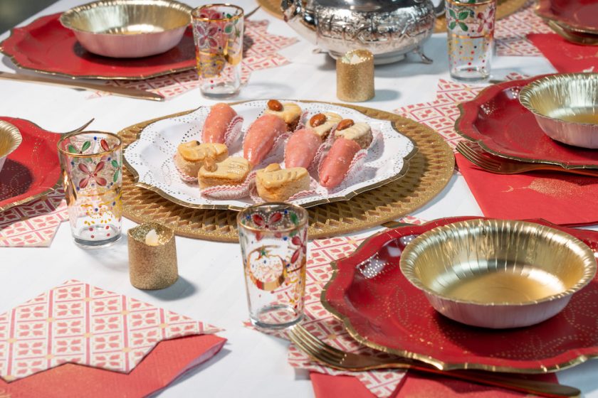 déco de table or et bordeaux pour l'aide Mubarak ramadan