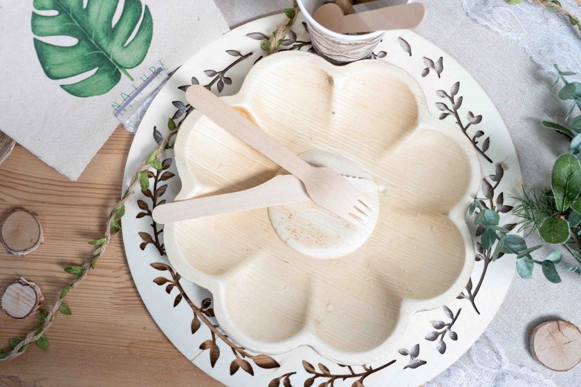 assiette feuille palmier en forme de fleur