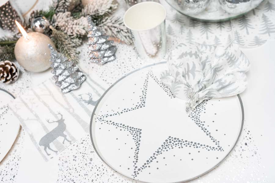 décoration argent et blanc pour le reveillon