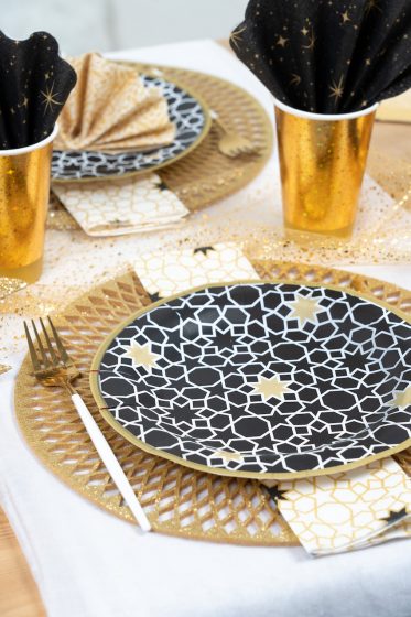 assiette et gobelets en carton aïd