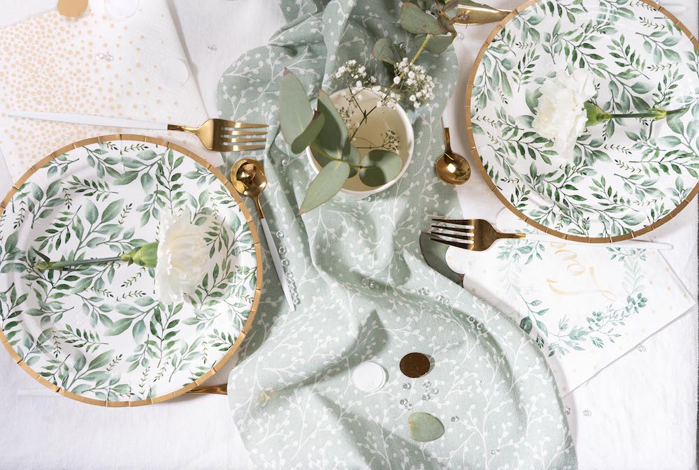 Les serviettes, nappes et sets de table en papier